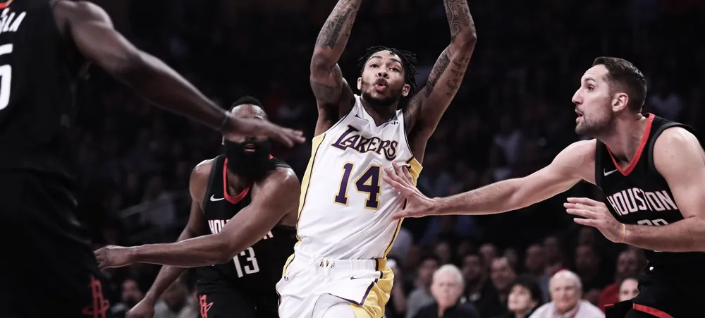 Lakers vai mal e perde para Rockets em Los Angeles