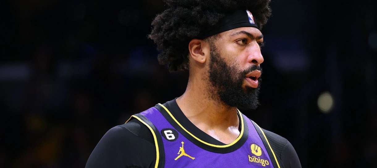 NBA reconhece com prêmio a grandiosidade de Anthony Davis nos últimos jogos