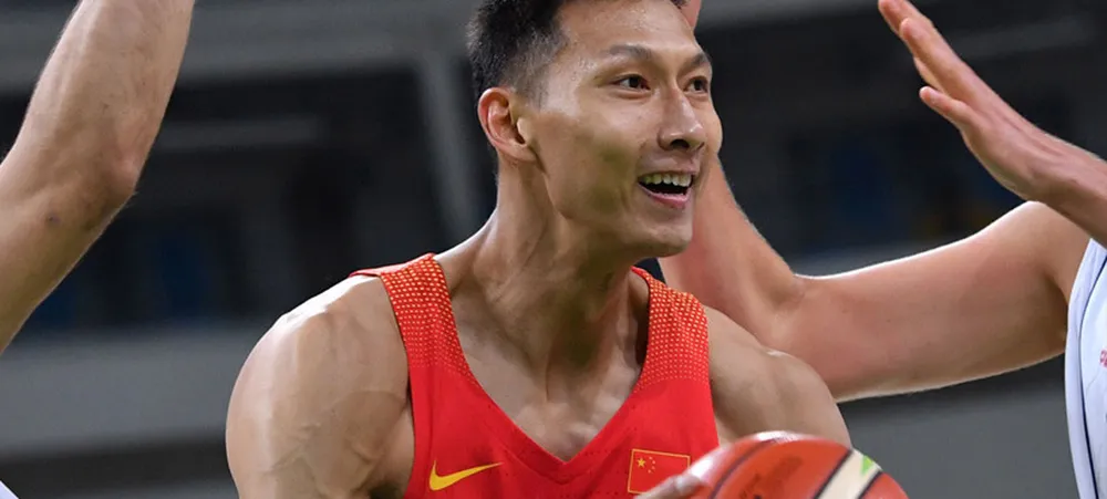 Lakers próximo de assinar com o chinês Yi Jianlian