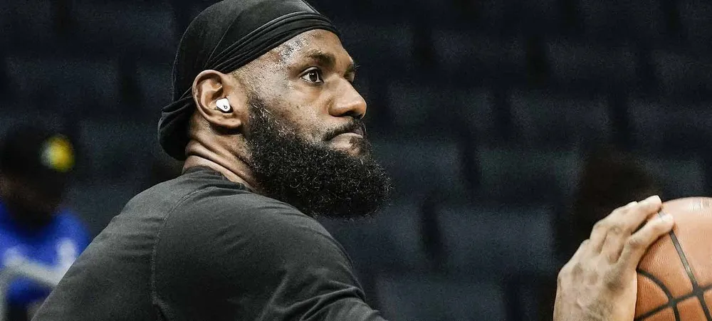 NBA: LeBron James vai entrar em quadra neste sábado pela Drew League