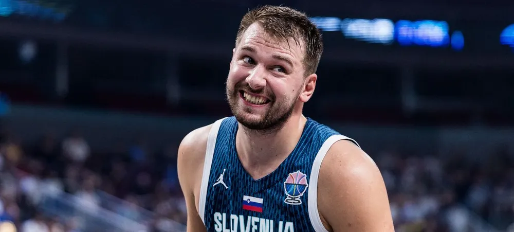 Vaza conversa de Luka Doncic com a seleção eslovena na EuroBasket