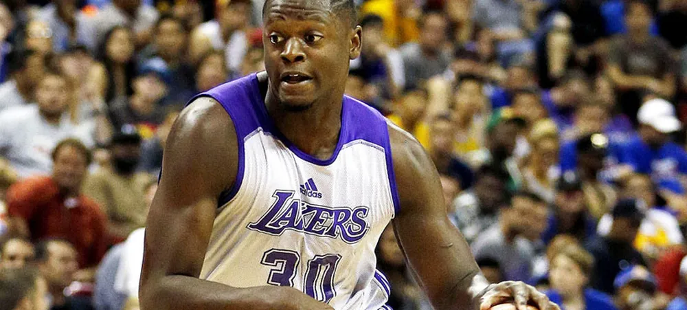 Apesar da derrota, Lakers mostra boa evolução