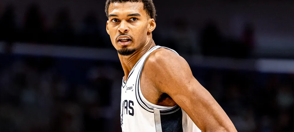 Wembanyama se rende a Doncic antes de duelo entre Lakers e Spurs