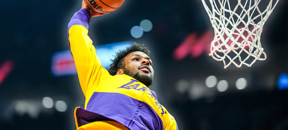 Lakers x Spurs: onde assistir ao vivo o último jogo da California Classic hoje