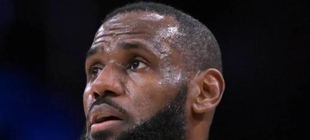 Porque LeBron James vai desfalcar o Lakers hoje contra o Clippers