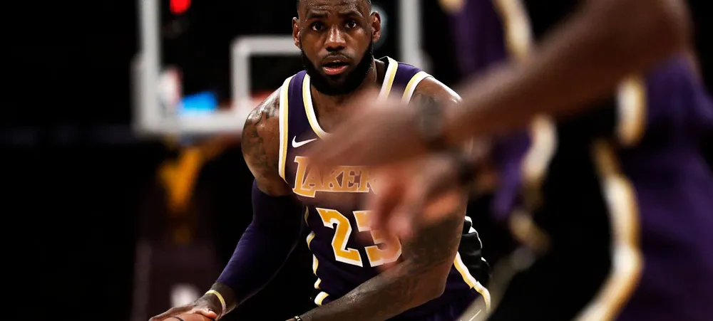 LeBron de volta a Cleveland! Lakers e Cavaliers frente a frente hoje