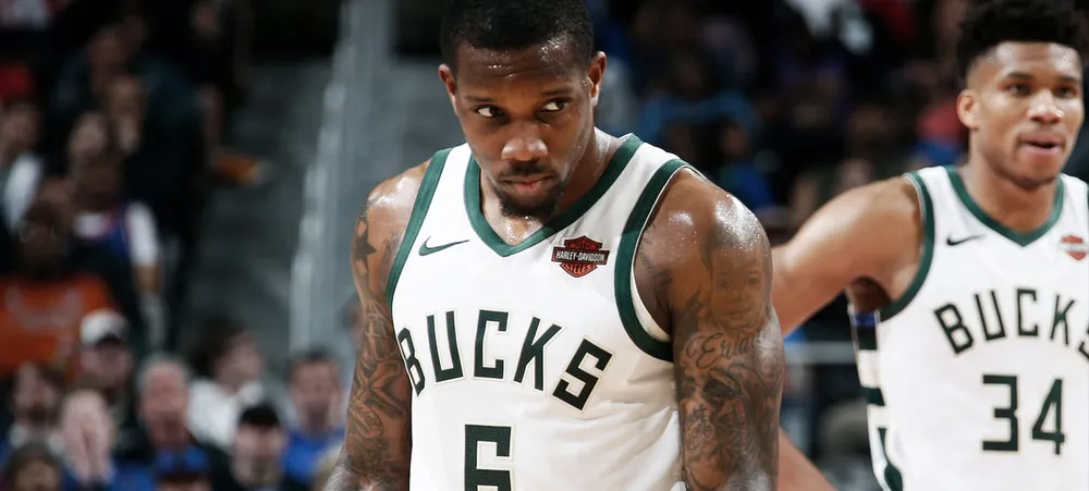 Lakers teria sondado armador do Bucks antes de fechar com Schroder