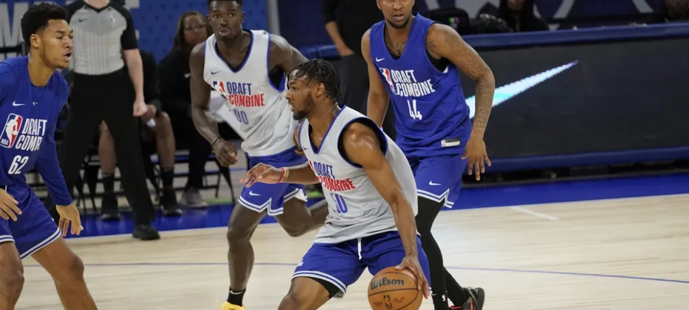 Bronny James foi entrevistado pelo Lakers no Draft Combine da NBA