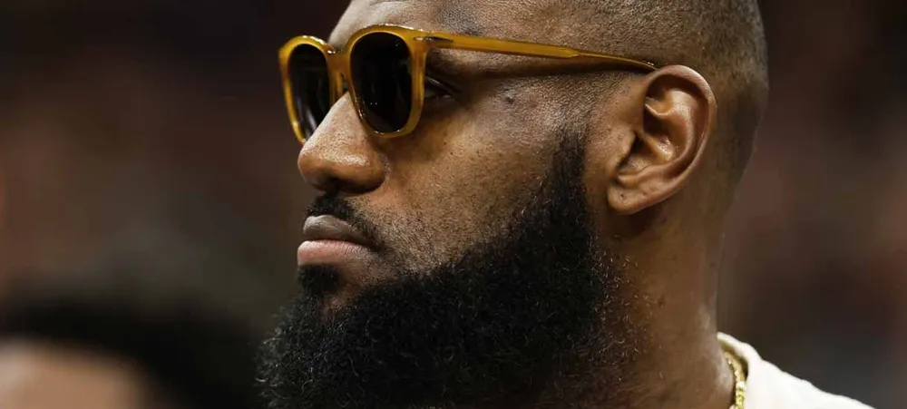 NBA: O quanto Kyrie Irving afeta o futuro de LeBron James no Lakers