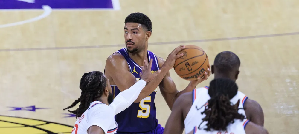 Os números que explicam o começo invicto do Lakers