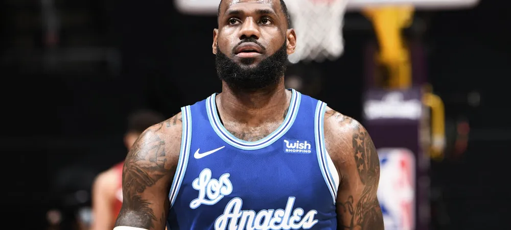 Lakers joga muito no segundo tempo e vence Nuggets em Los Angeles