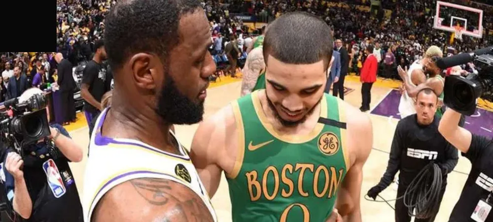 NBA: Jayson Tatum descreve como as pessoas ficaram loucas ao ver LeBron James