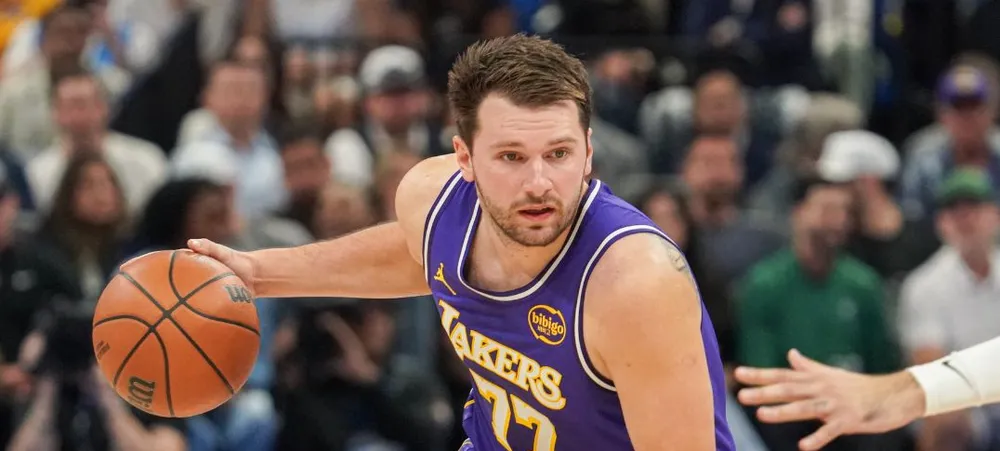 Lakers domina Pacers e vence com 43 pontos de Doncic