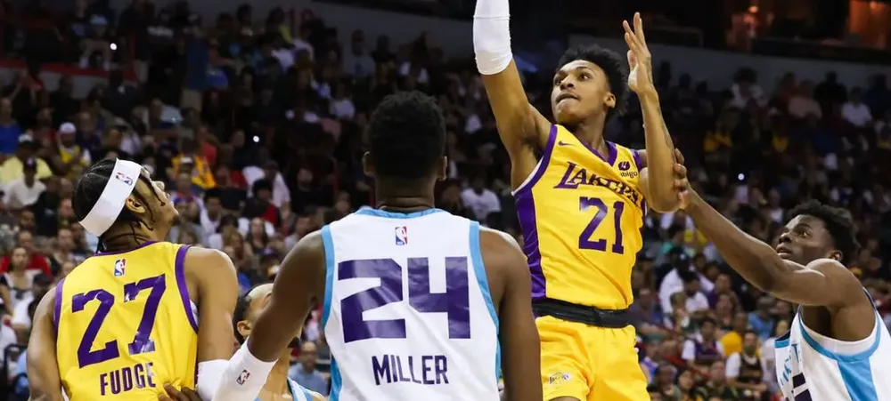 NBA: Lakers aposta em longo prazo com jovem talento
