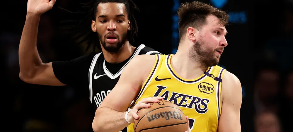 Cheio de desfalques contra o Nets, Lakers perde o segundo jogo consecutivo
