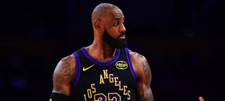 No aniversário de LeBron James, Lakers sofre vexame em derrota para Pistons