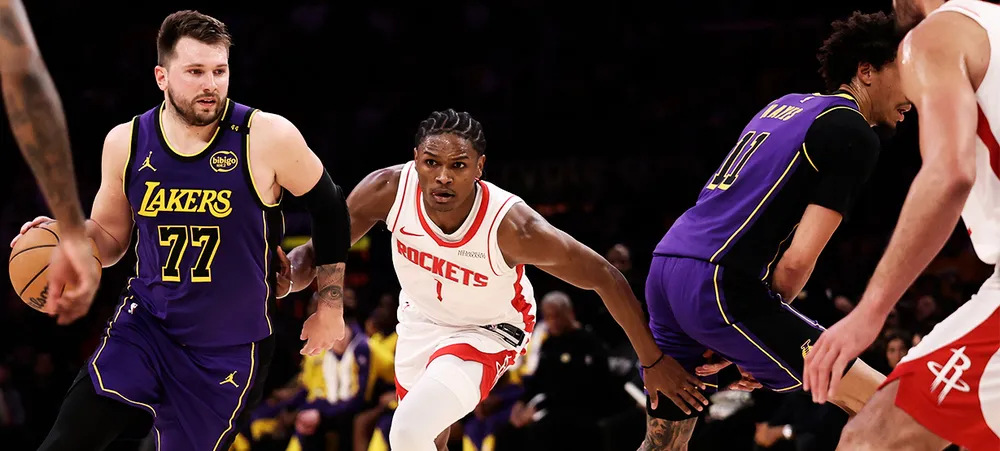 Em clima de Playoffs, Lakers freia Rockets e respira no 4º lugar do Oeste