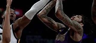 Lakers bate Jazz e segue embalado