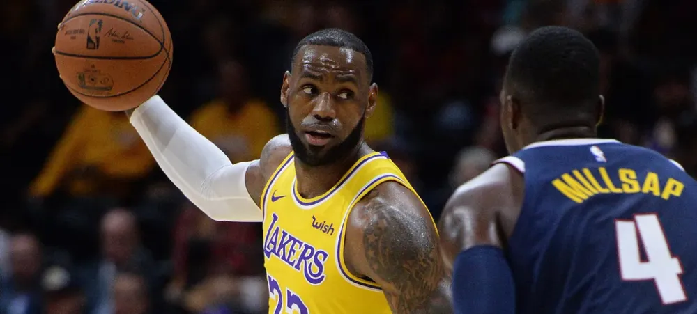 Desfalcado, Lakers recebe Nuggets querendo voltar a vencer