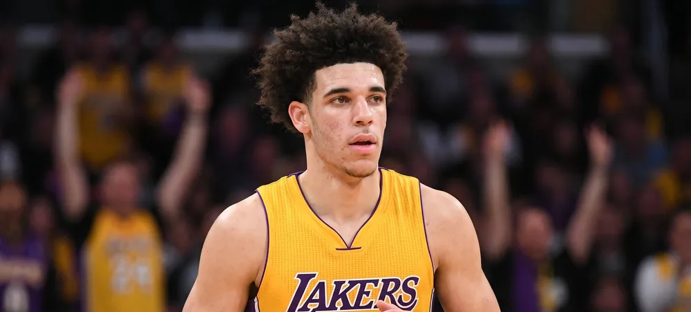 Lonzo Ball diz que o pai quase obrigou o Lakers a escolhê-lo em 2017