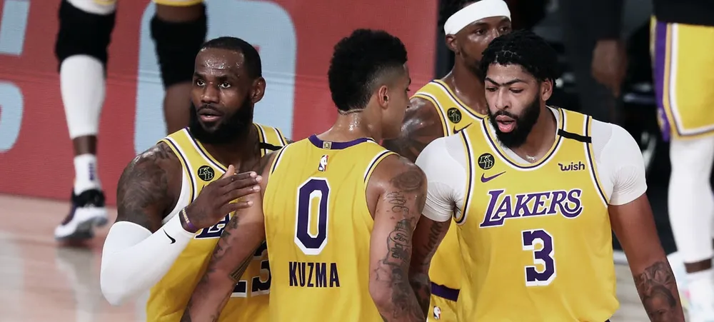4 quintetos do Lakers que adorariamos ver em quadra