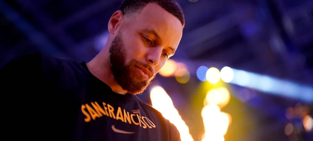 Decisão de Stephen Curry acaba com sonho de dupla com LeBron James