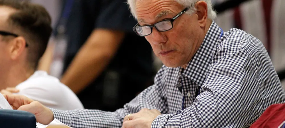 Lakers irá testar 14 jogadores nesta segunda