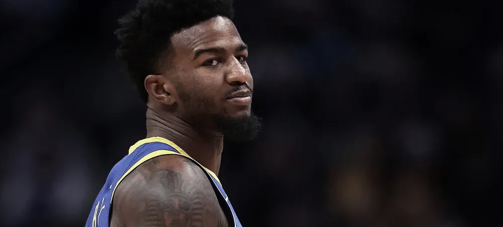 Lakers dispensa pivô que chegou na troca por JaVale McGee