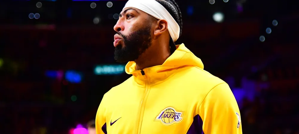 Anthony Davis volta a pedir ao Lakers o que ele já pede há anos