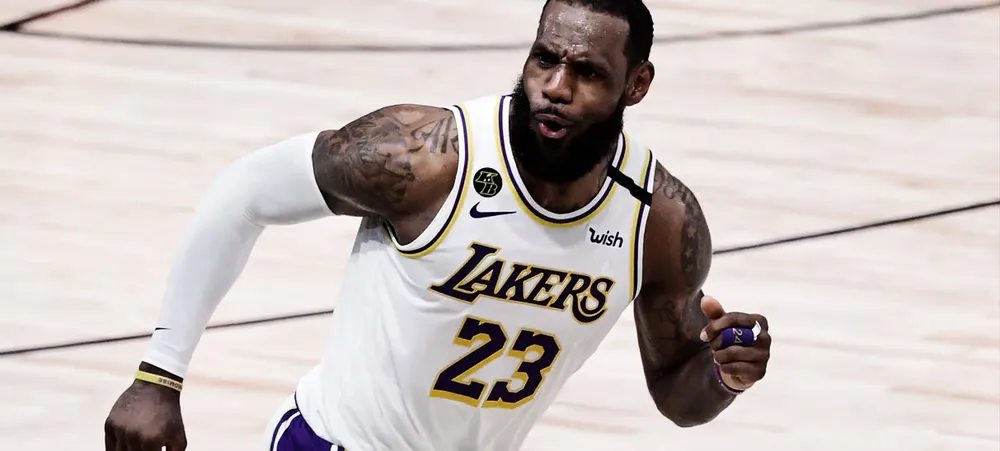 LeBron James reage com muita empolgação às novas contratações do Lakers