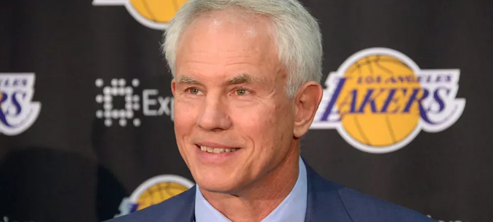 Kupchak diz que há chances do Lakers trocar sua escolha no Draft