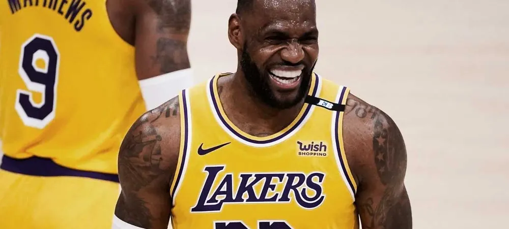 NBA: Pegadinha com vídeo chamada de LeBron James faz crianças surtarem de alegria