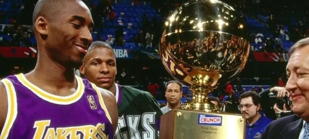 Relembre o título de Kobe Bryant no campeonato de enterradas do All-Star da NBA