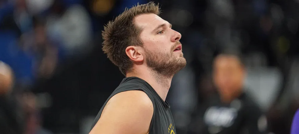 Luka Doncic atualiza status de lesão após quase 3 meses de tratamento