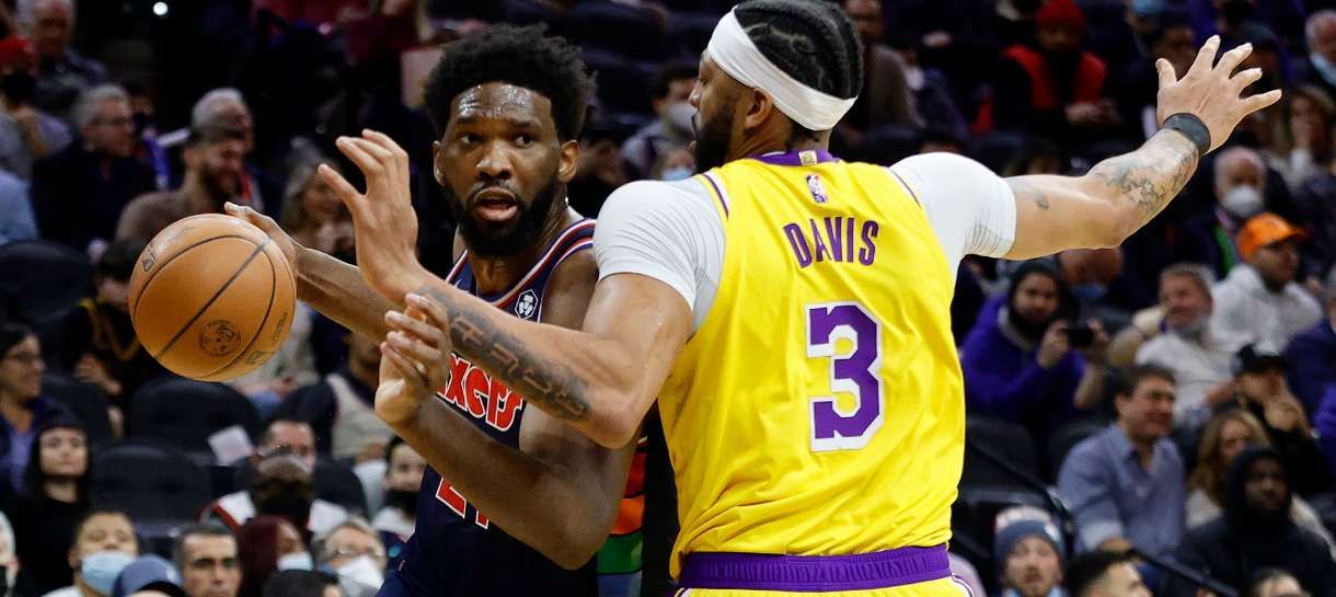 Lakers encara Sixers provavelmente com Davis e LeBron em quadra
