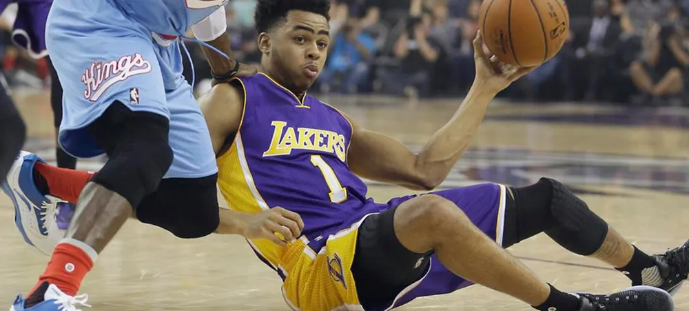 Lakers é derrotado em Sacramento