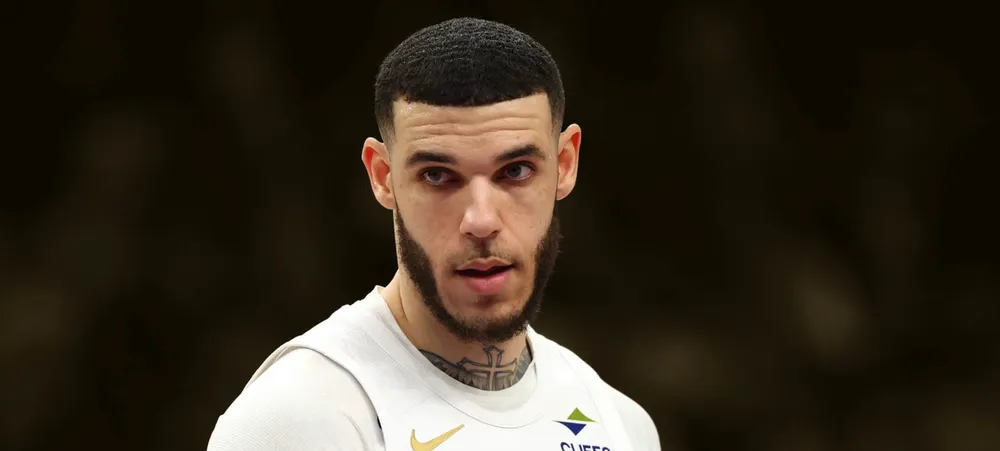 Lakers pode buscar reforços no mercado após lesão de Doncic e Reaves