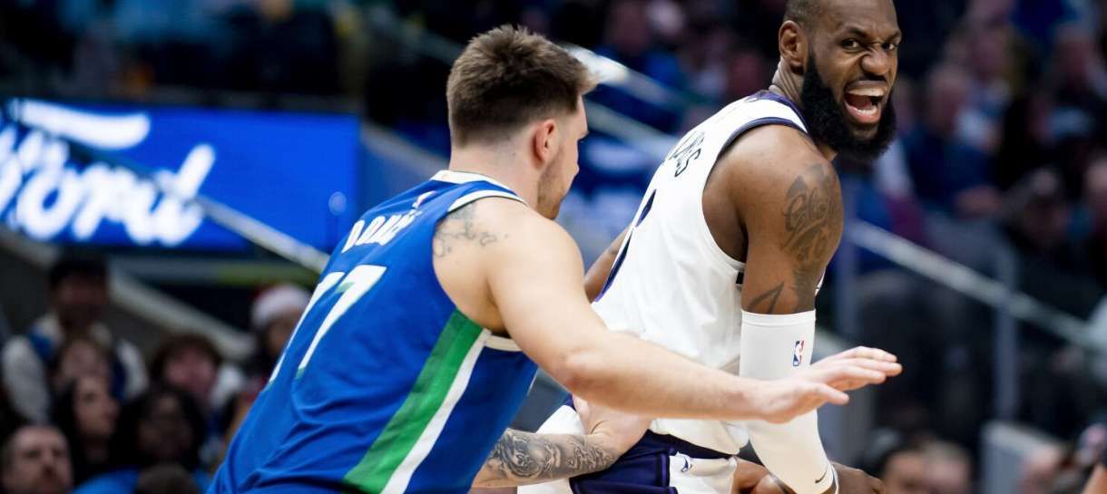 Lakers dá presentão de Natal para o Mavs em Dallas