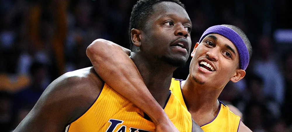 Clarkson e Randle jogam pela Drew League