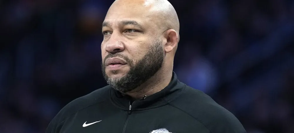 Lakers pode não conseguir usar pivô recém chegado ao time