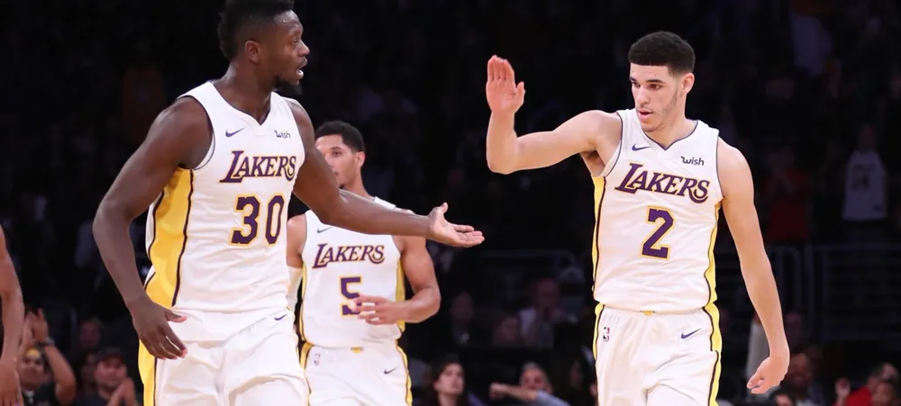 Com triplo-duplo de Lonzo Ball, Lakers dá show e vence Nuggets