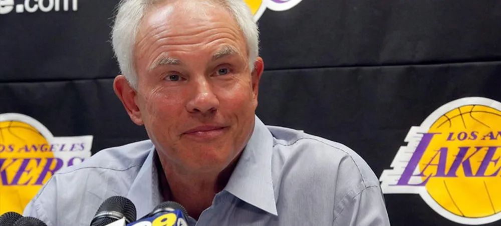 Lakers pode trocar sua escolha no próximo Draft