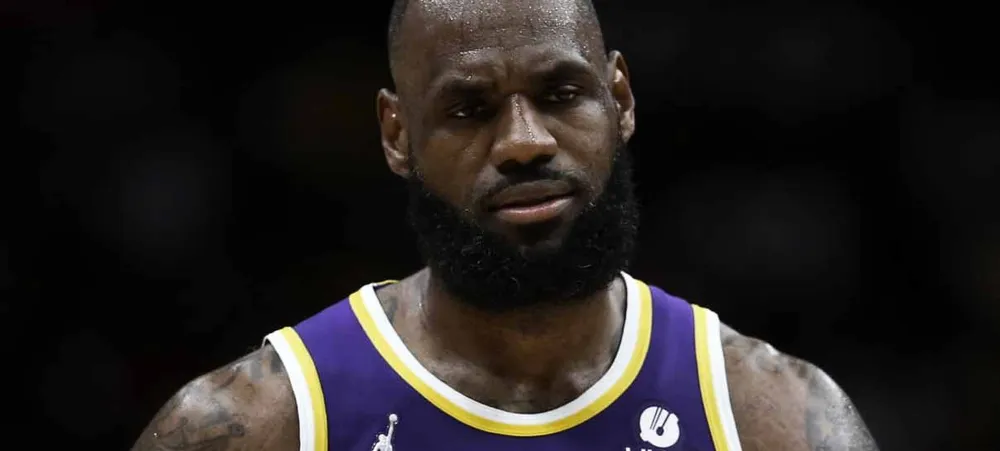 NBA: LeBron não poupa ninguém sobre situação do Lakers