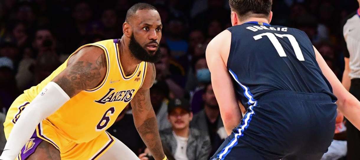 Lakers x Mavs: hoje tem rodada especial de Natal na NBA