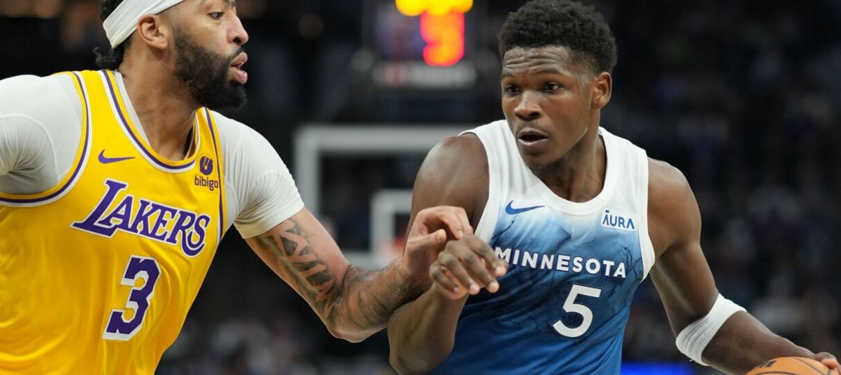 Sem LeBron James, Lakers sofre derrota para o Timberwolves em Minnesota