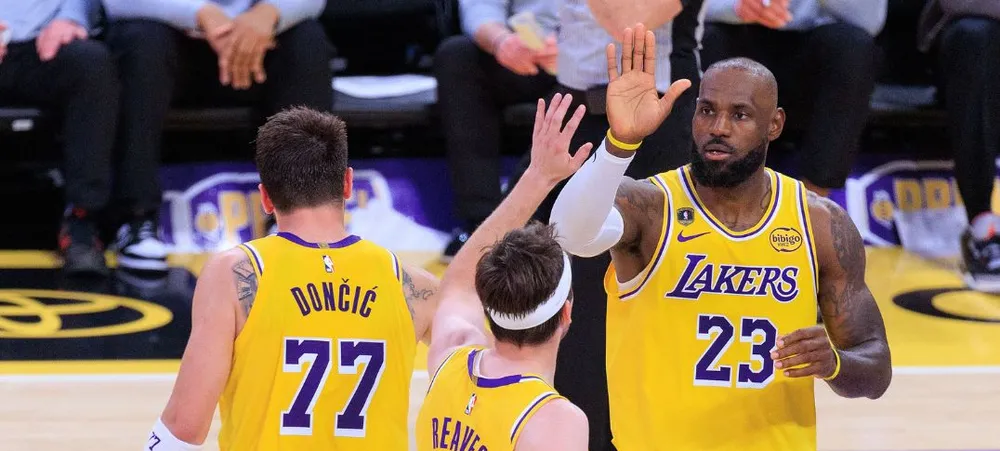 Nova postura de LeBron James pode ser o segredo do sucesso do Lakers