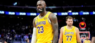Luka Doncic erra arremesso no fim e Lakers perde para Pistons
