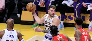 Lakers x Rockets: Onde assistir ao jogo da NBA ao vivo hoje