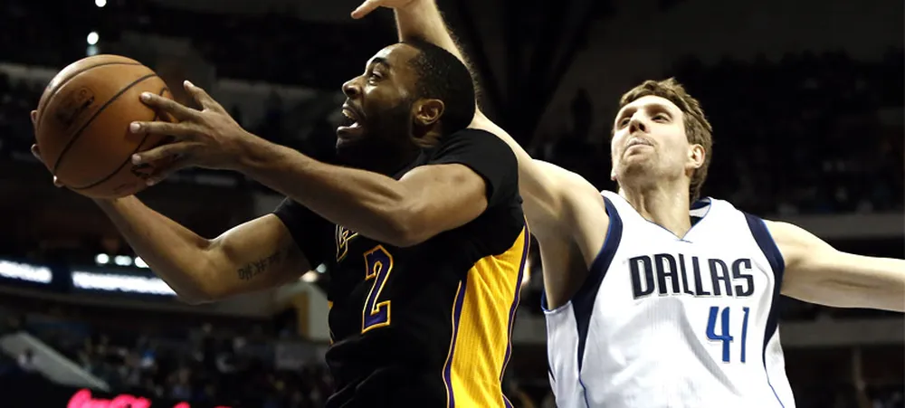 Lakers recebe o Mavs em Los Angeles
