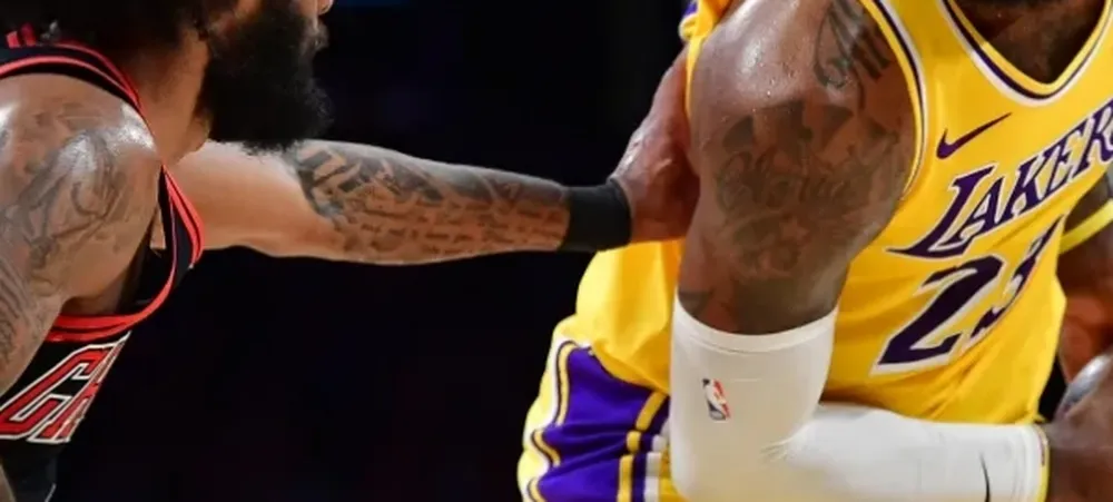 NBA: Lakers se impõe em Los Angeles e vence Bulls antes de pegar estrada